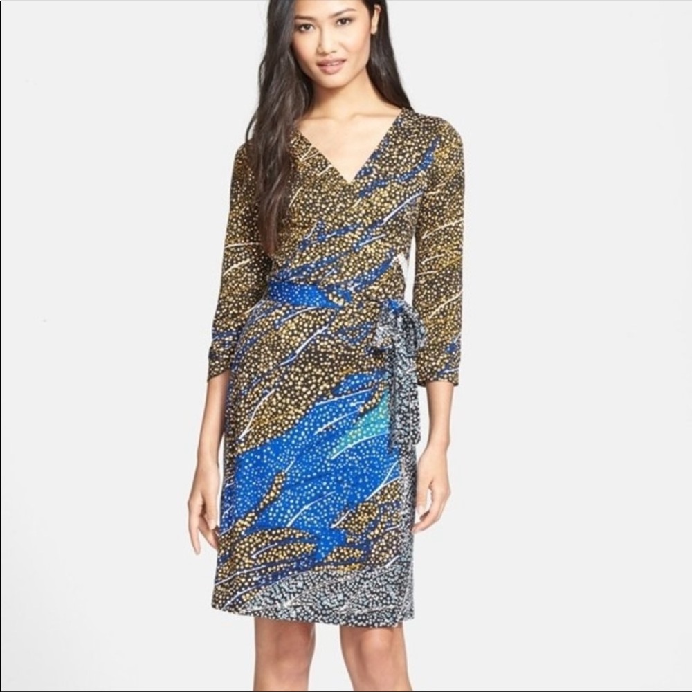 DIANE VON FURSTENBERG JULIAN WRAP DRESS